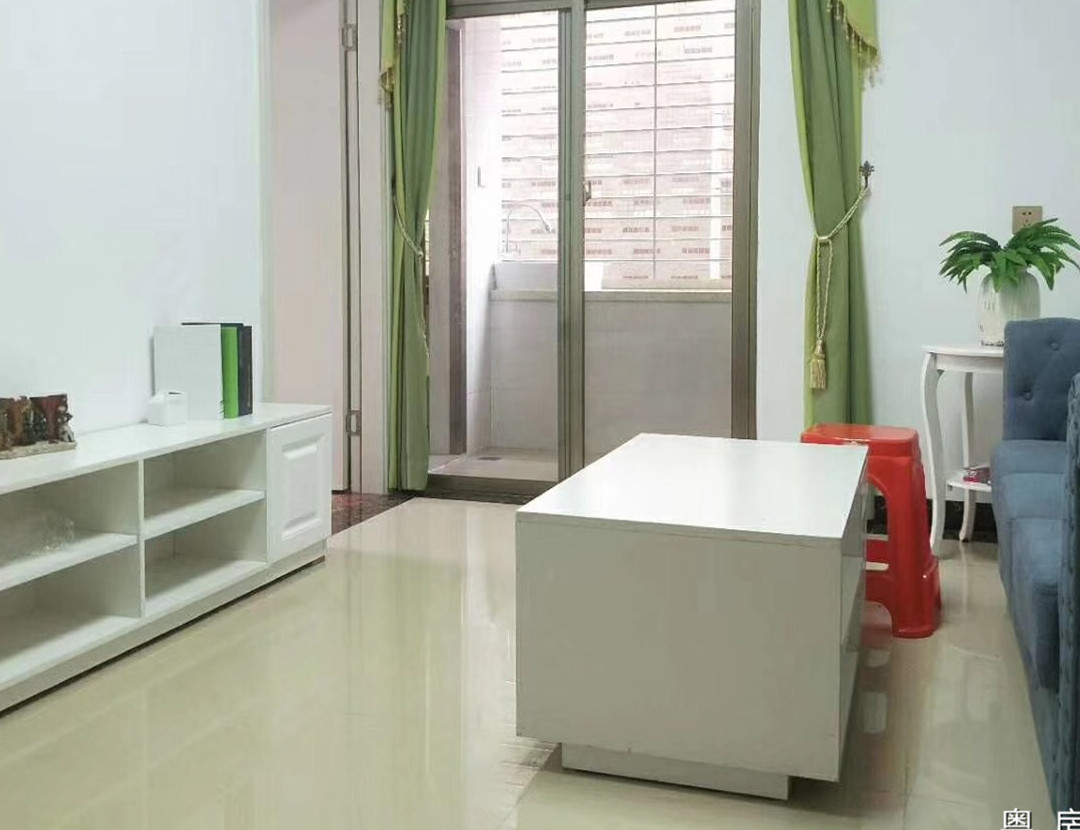 龙华民治红山地铁口《九方公馆》精装小产权房出售 大型商场旁