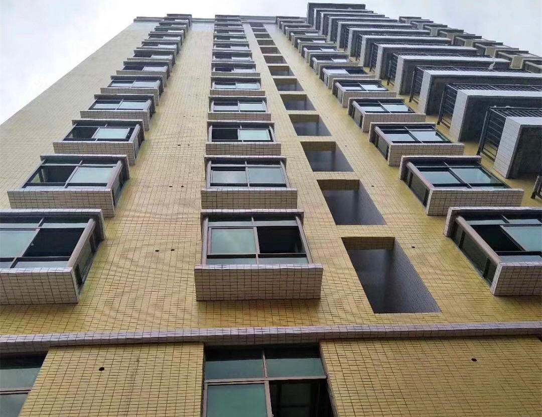 东莞厚街《嘉年华花园》统建楼出售 线盘上市 均价4200元 带停车位