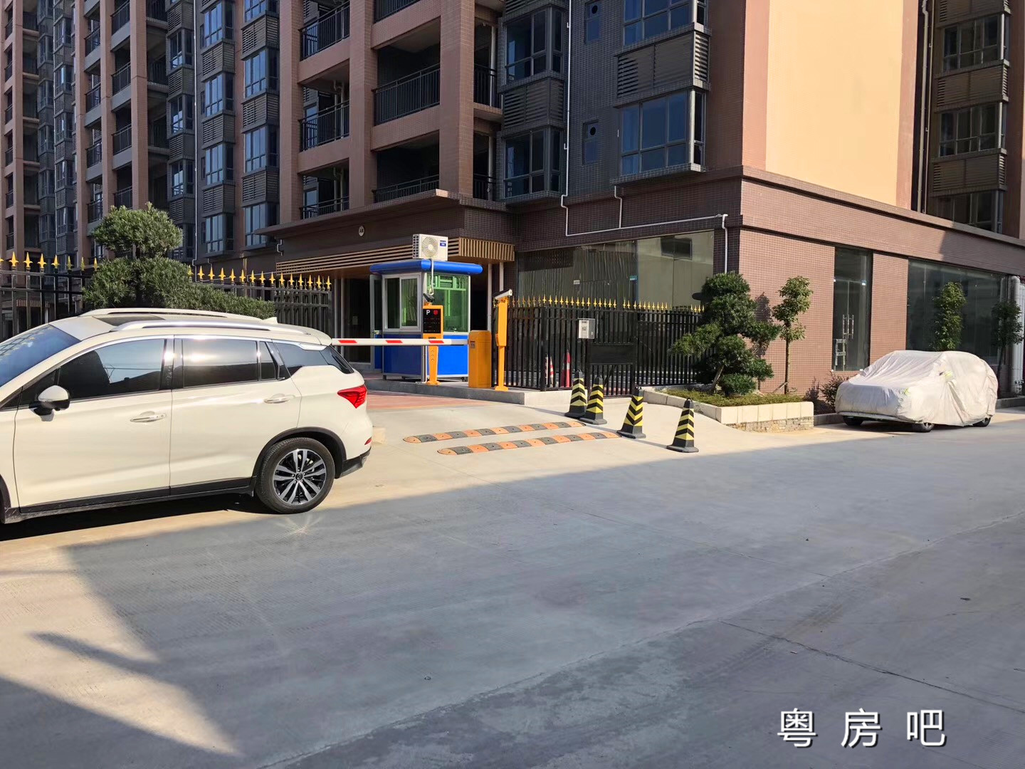 东莞企石【凯旋国际】6栋大型统建楼500套 带地下停车场