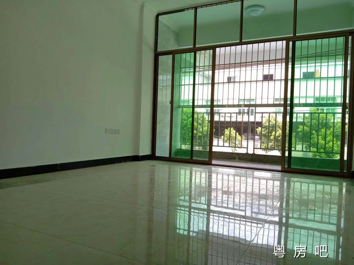 塘厦最新楼盘《幸福公馆》小产权房出售 带大阳台 均价5200元