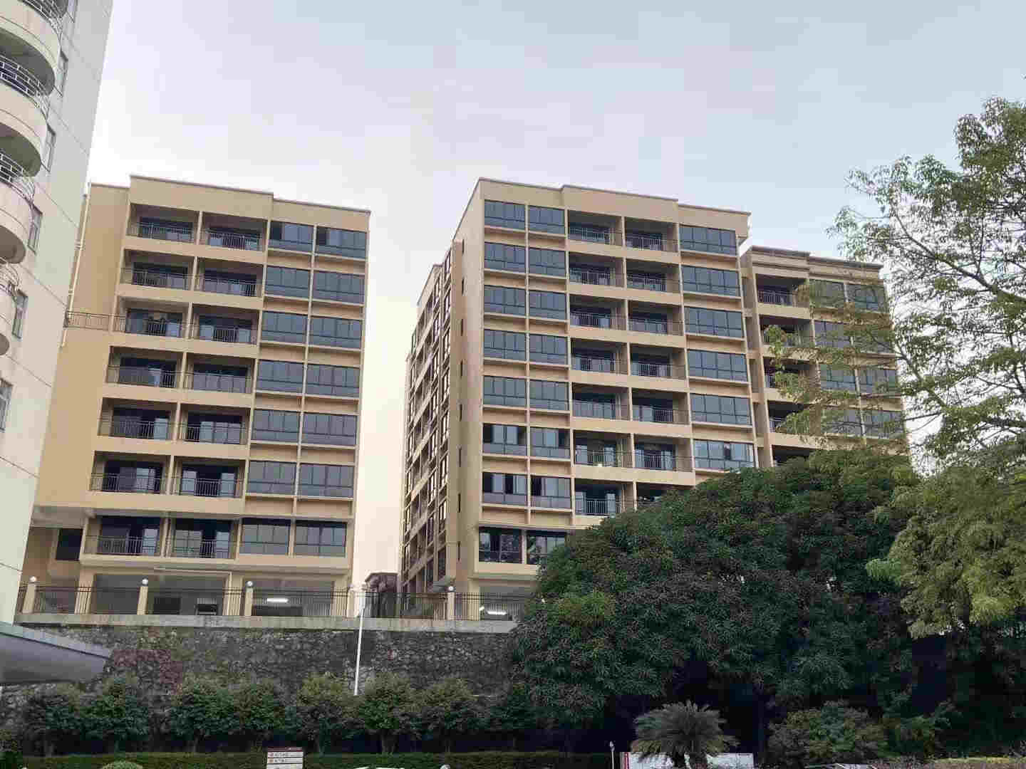 东莞企石《东方国际》4栋花园小区房 首付5万起，可分期12年，单价2880元起