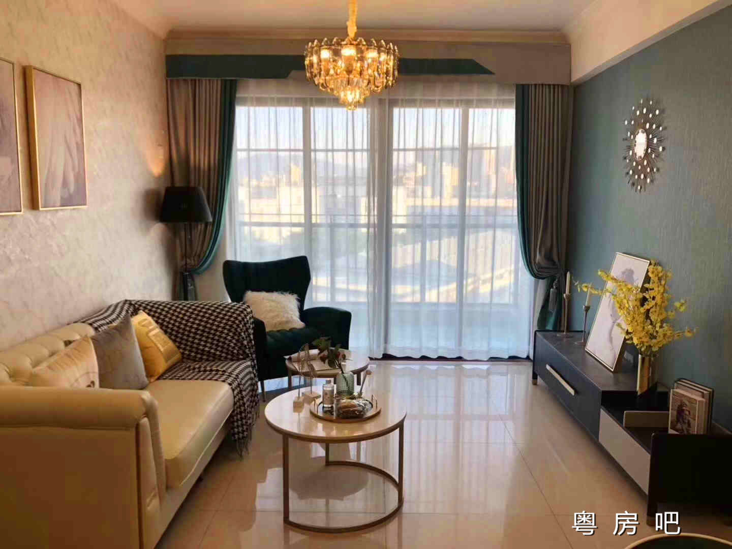 沙井大王山《绿林山景花园》大型村委统建楼 带天燃气和停车场 精装修出售 均价15000元