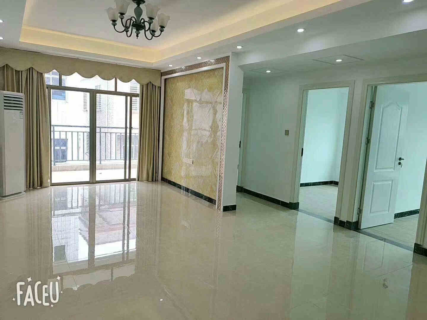 东莞厚街虹桥市场旁《格林豪苑》小产权房 带天燃气 首付6万买三房 均价4500元