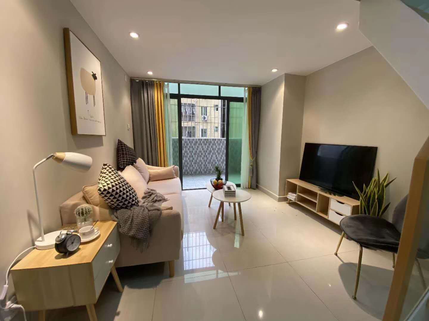 布吉大芬地铁口《翰林优居》AB两栋统建楼 封闭式空中花园，独立停车场 两房总价68万起