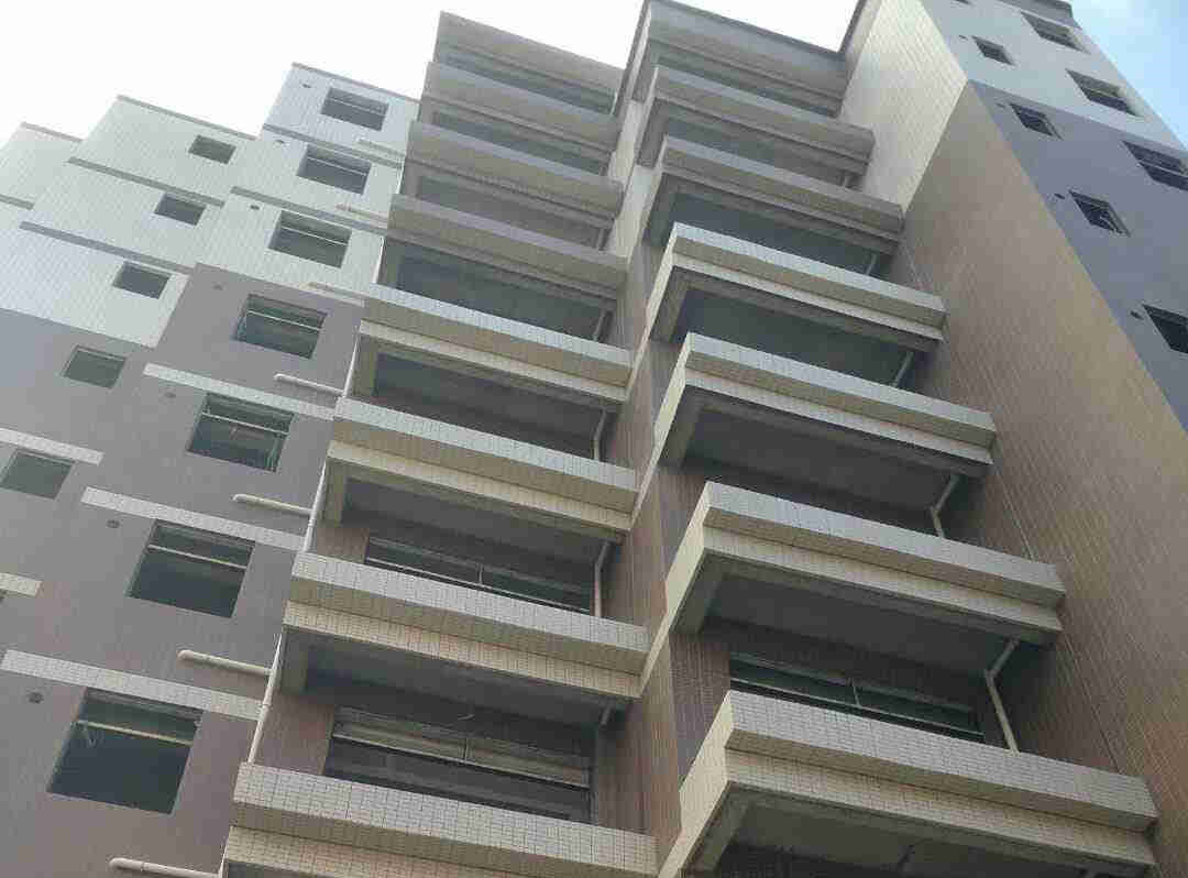 东莞厚街松山公园旁《松山一品》小产权房 户型方正 公摊面积小 均价4680元