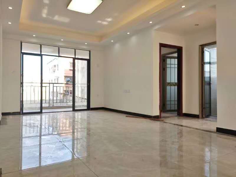 大岭山杨屋临深小产权《文庭雅苑》15分钟直达深圳 楼下免费停车位