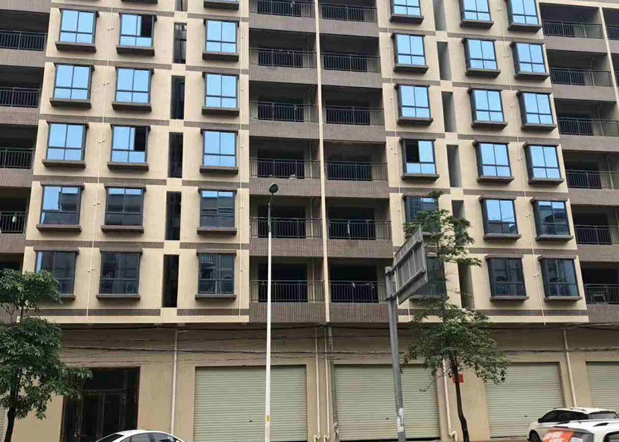 东莞企石清湖市场旁《东方悦居》3栋大型封闭式小区 带车库 