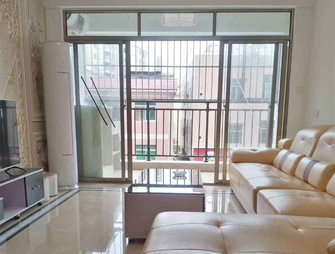 东莞大岭山大沙《松湖豪庭》200套小产权房，南北通透，停车方便