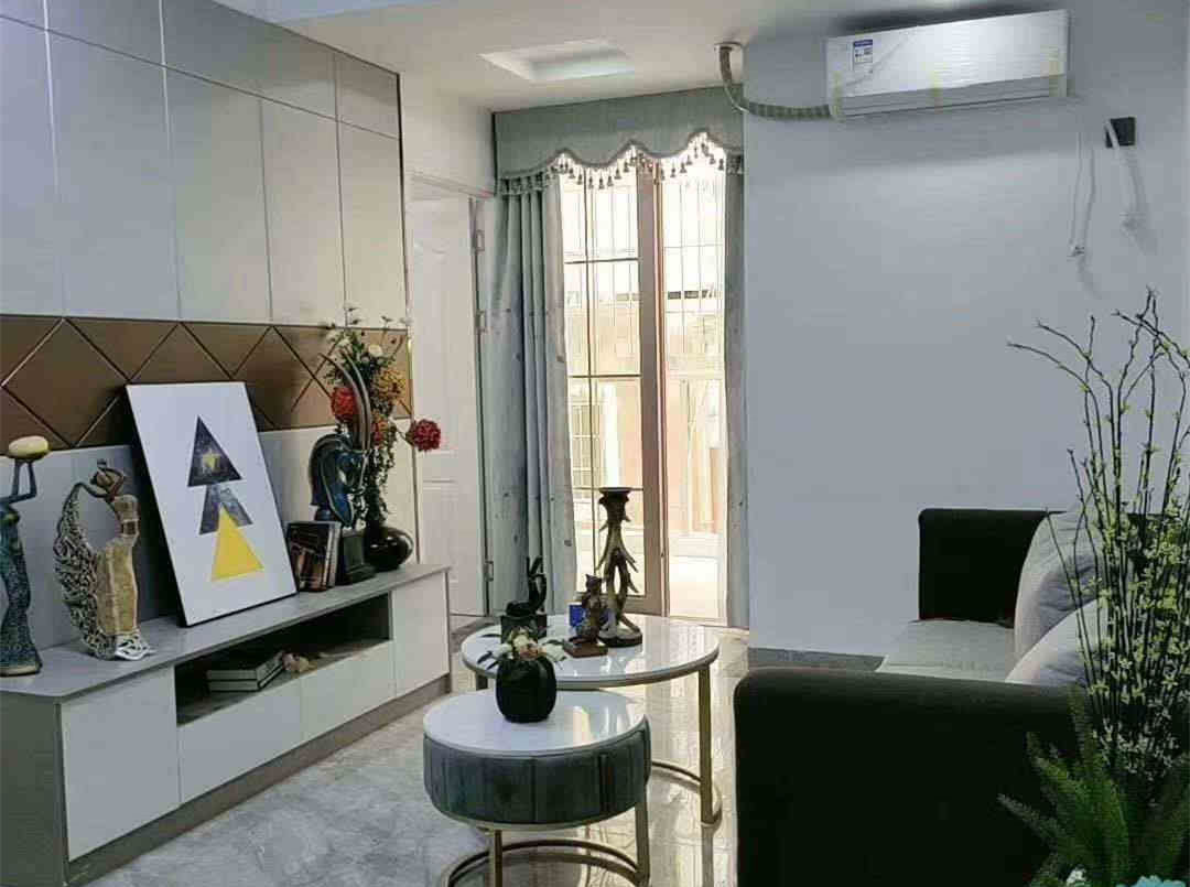 坂田五和地铁口《创富豪苑》地铁口小产权房新盘，精装修出售 总价33.8万起