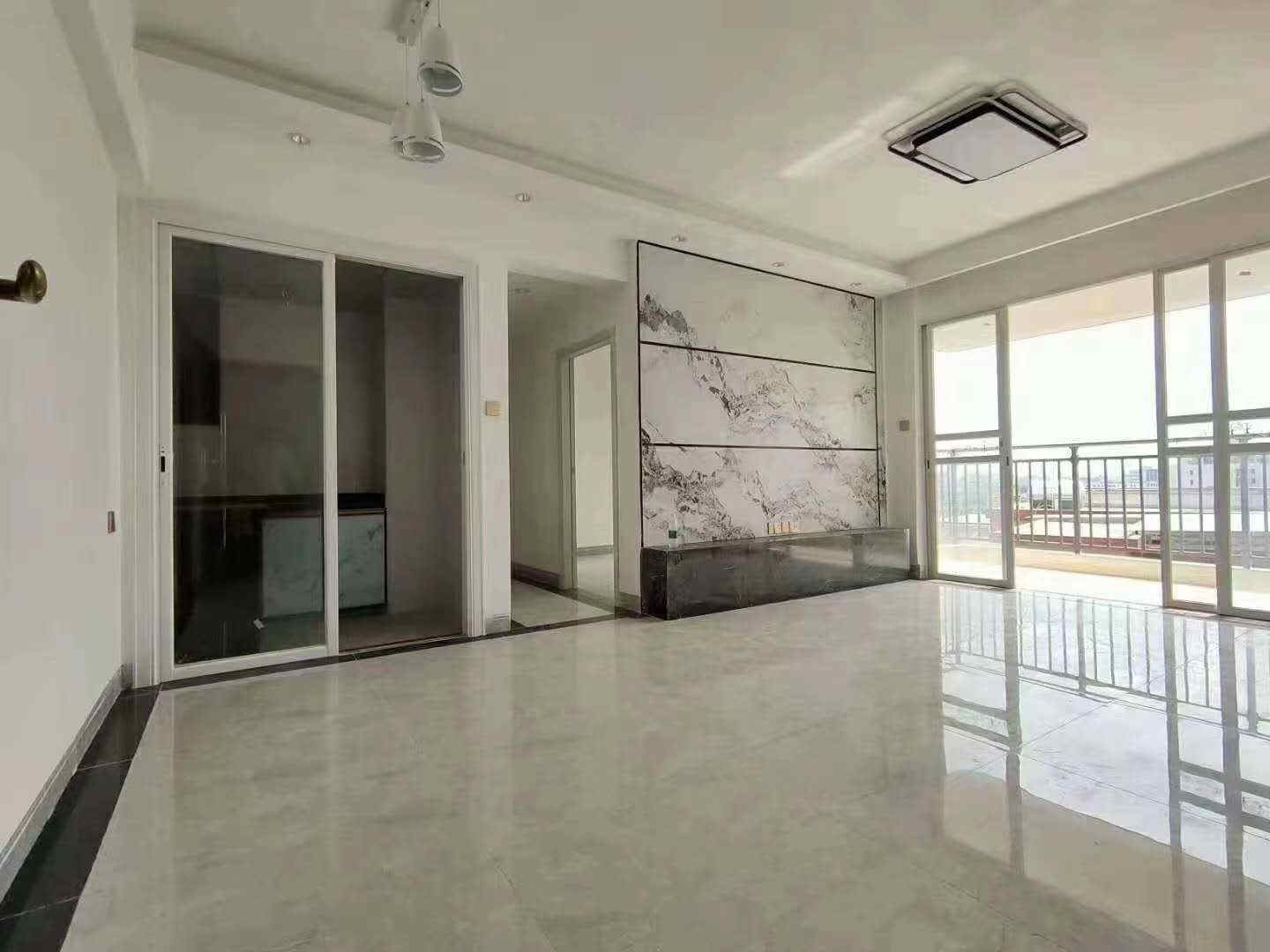 东莞长安涌头小产权房《祥和家园》两栋封闭式管理，深圳松岗零距离 总价19.2万起