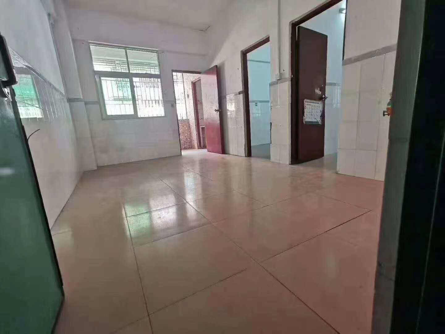 龙华民治樟坑小产权房《北站家园》原始户型大两房总价85.8万起，分期5年