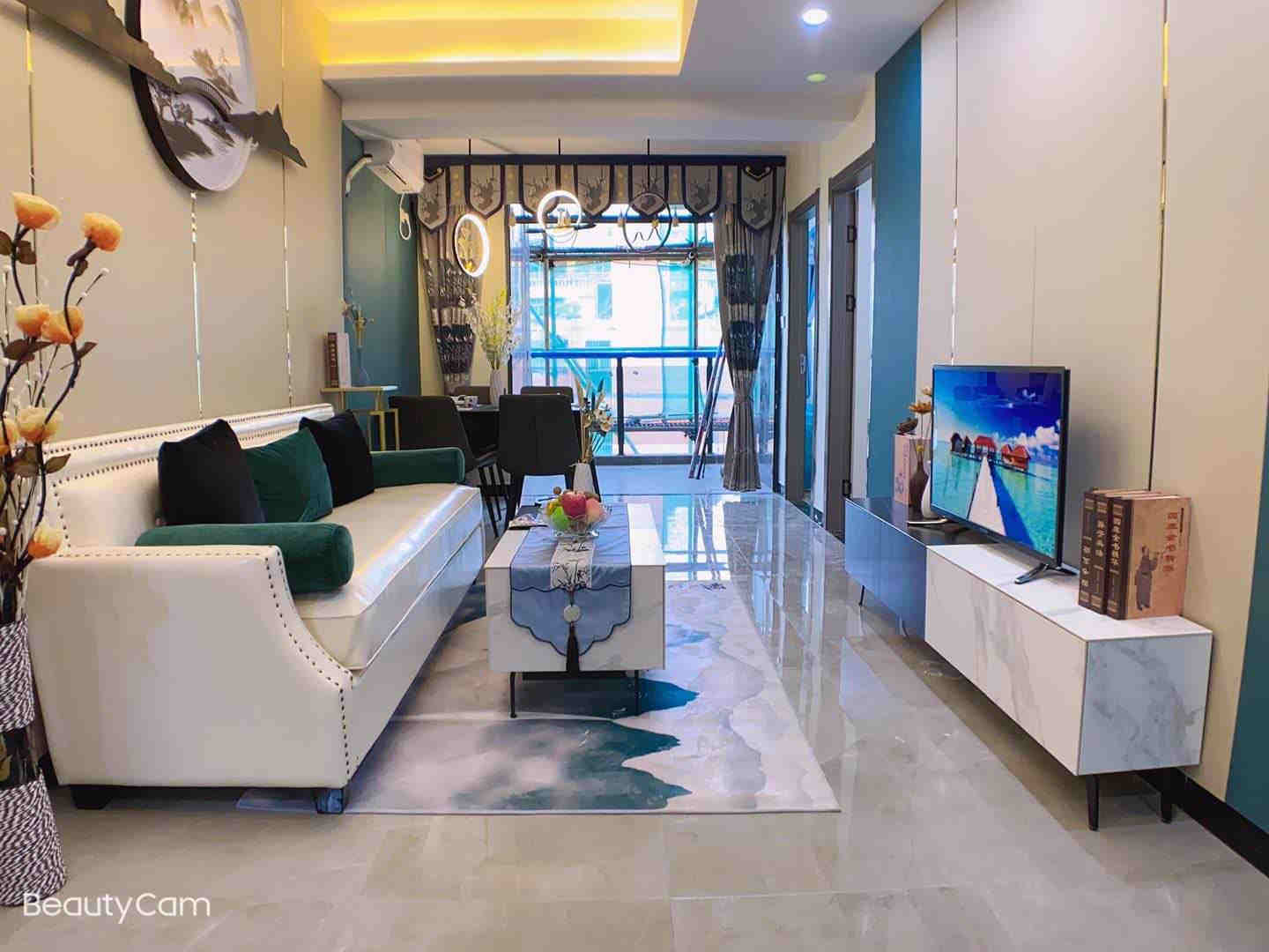 坂田五和地铁口600米《阳光城》豪华装修小产权房，双地铁口物业，可分期5年