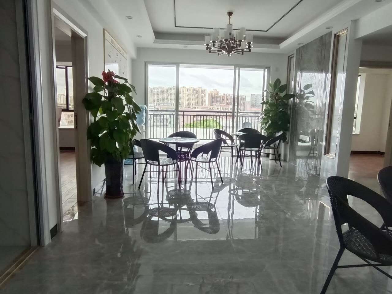 东莞寮步中心地段好房子《金翠花园》2栋大型统建楼 带停车场和天燃气