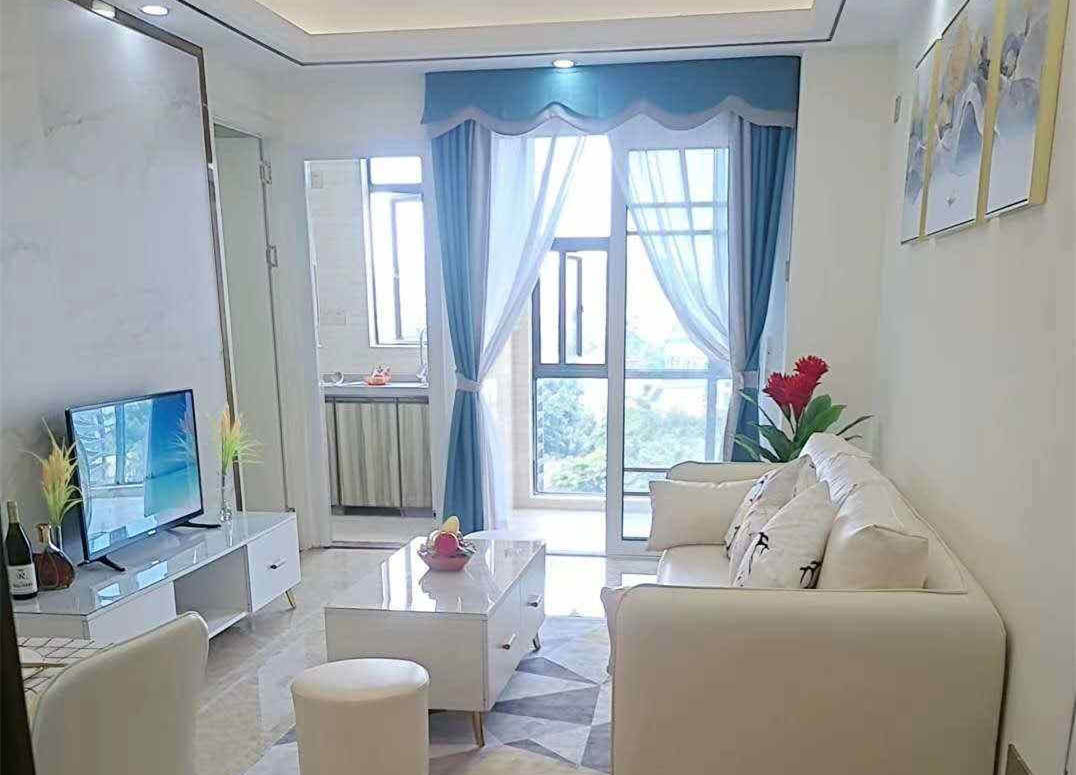 沙井步涌社区公园旁《湖畔雅苑》精装小产权房，地铁口300米，公园、湖泊、篮球场，环境优美