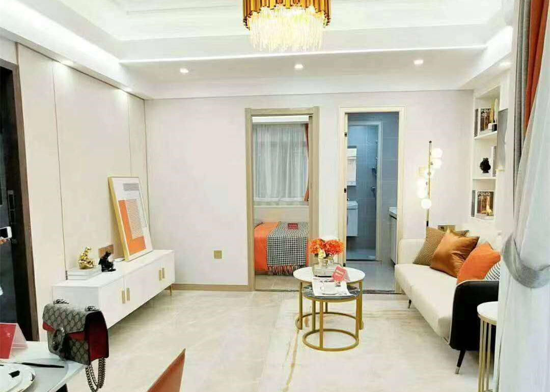 龙华观澜村委房，大水坑《九龙新城》精装修带阳台，村委盖章，停车位充足