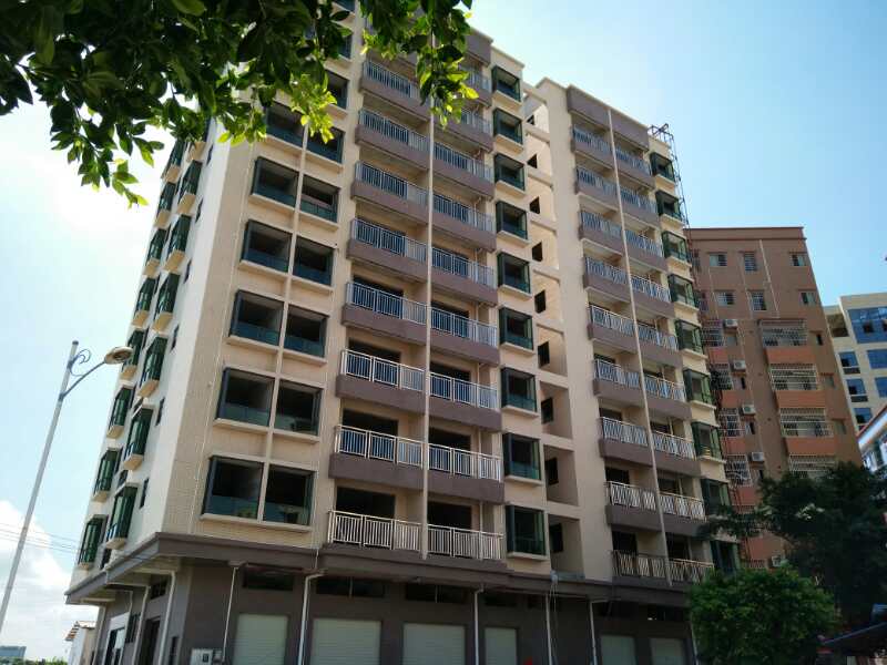 东莞虎门滨海湾新区《路东水岸》沿江高速出口五分钟，户型方正，落地飘窗