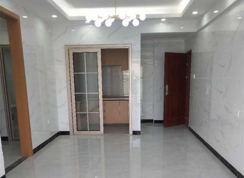 东莞东坑中心区《四季豪苑》2栋开发商统建楼，好地段好价格，使用率高！