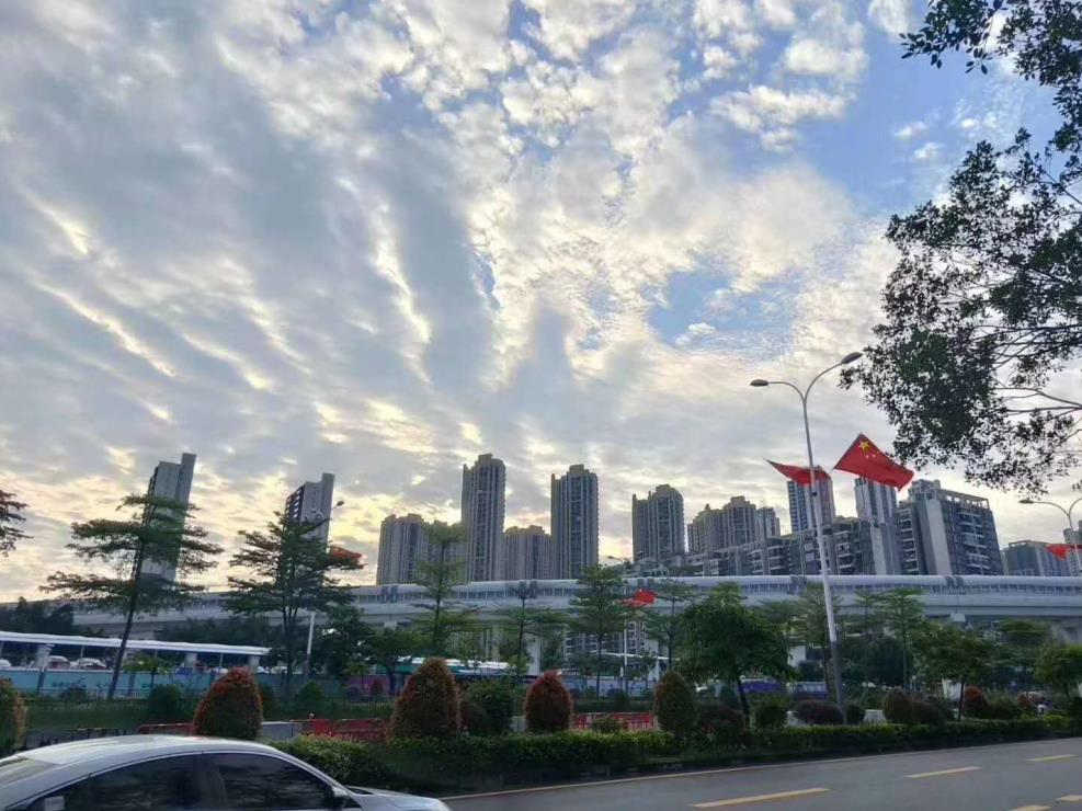 龙华上塘地铁口《上塘家园》双地铁口小产权房出售，精装修总价28.3万起