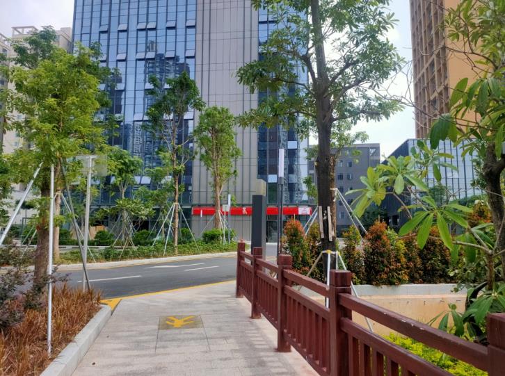 龙华统建楼《清湖湾一号公馆》5栋大型统建楼花园小区，有天然气和地下停车场