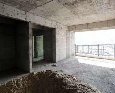 东莞大朗R1号线富民南路地铁口《松湖星晨》使用率90%，免费停车场 分期3年