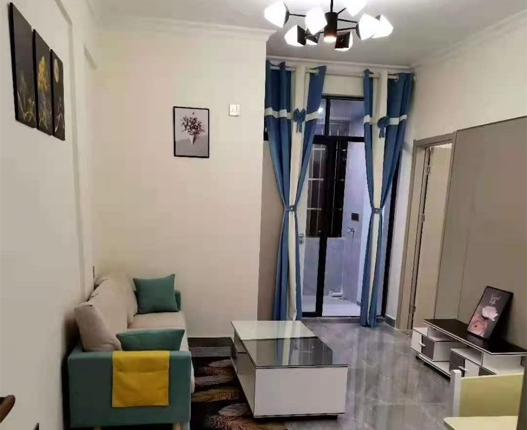 公明南庄红花山地铁口《红花馨苑》精装两房总价32.8万起，停车位充足！