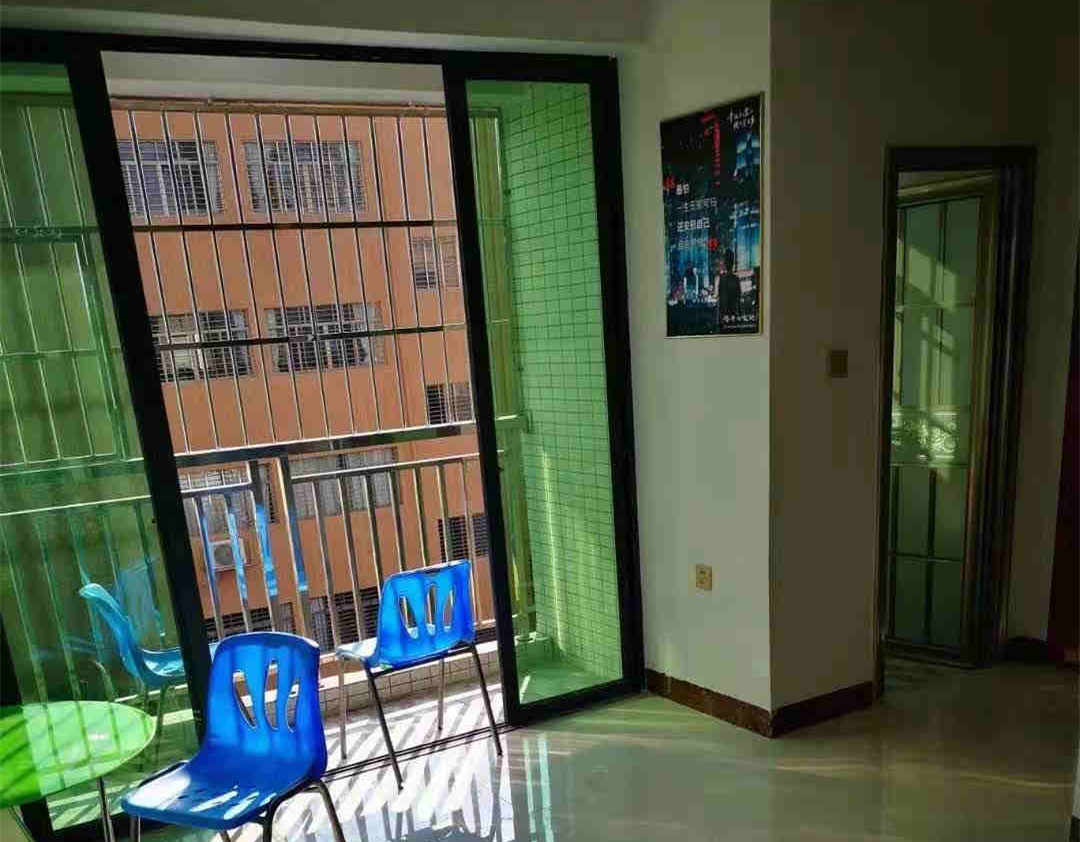 东莞虎门南栅《德馨花园》统建楼出售，首付8万起，开盘特价25.8万每套