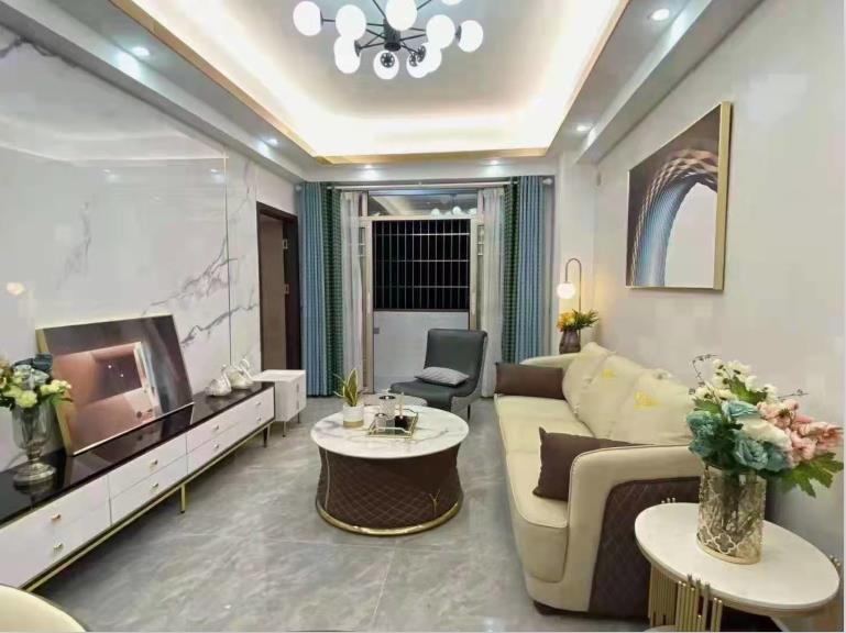 光明木墩小产权房《富森国际》精装原始户型，户户带阳台采光好，总价95万起