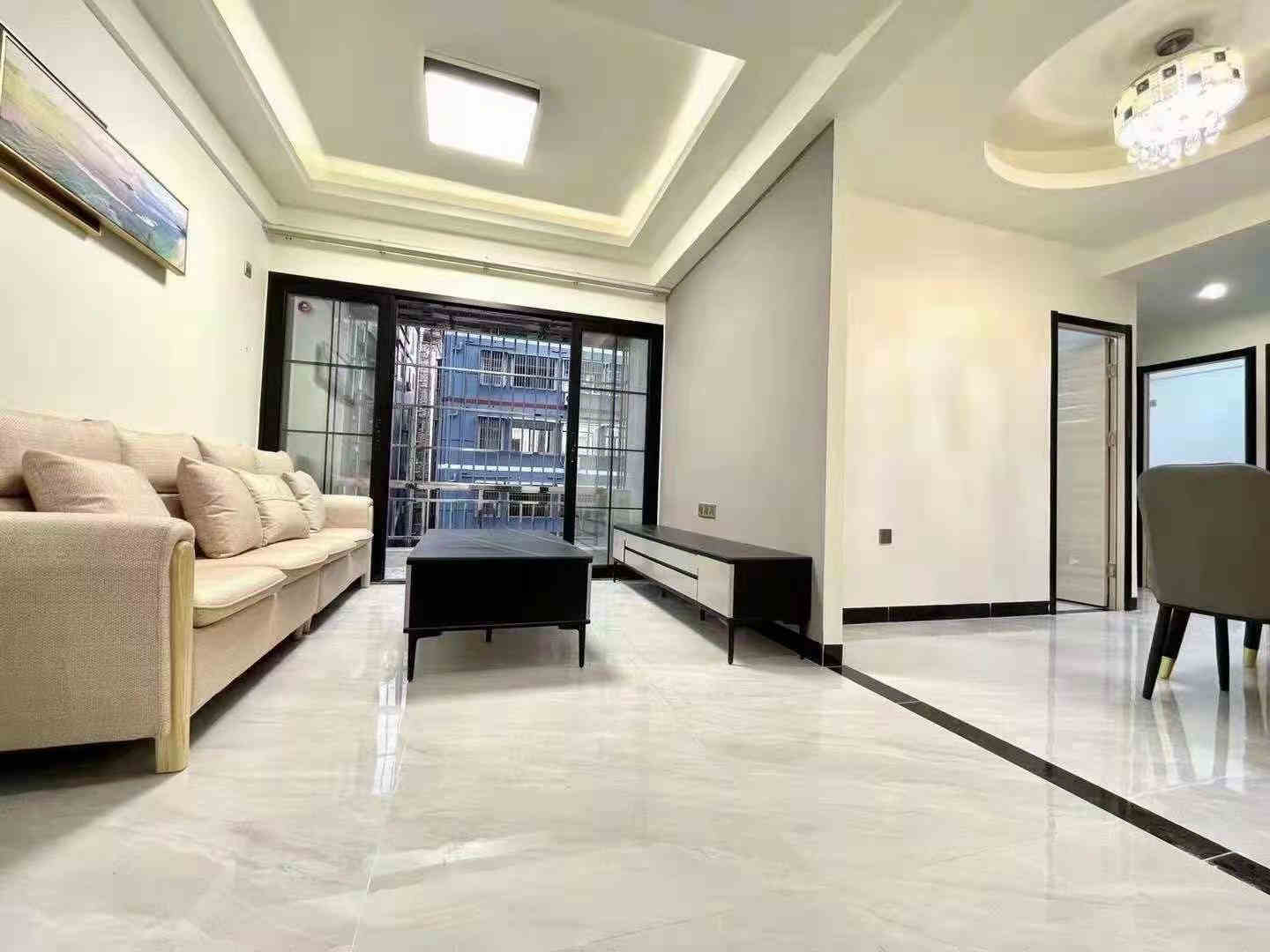 石岩石龙仔《汇龙豪庭》精装原始户型小产权房，可落深户，自带天燃气，总价33.8万起