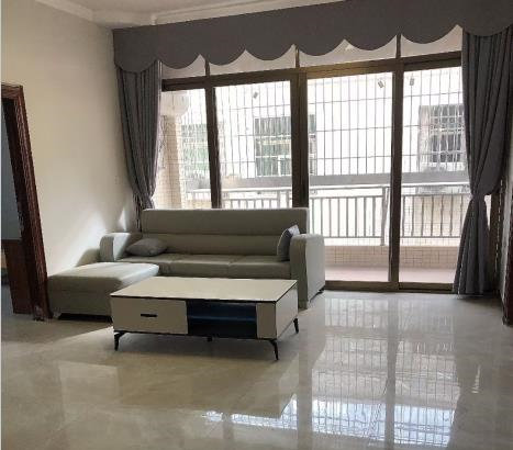 东莞厚街汀山三栋大型统建楼《丽都花园》户户带带精装修，不分楼层和朝向！