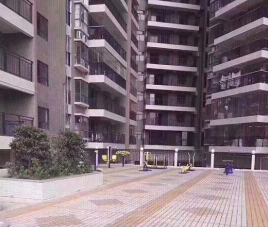 深圳石岩3栋大型花园统建楼《星曜国际花园》门口就是公交站台 汽车站800米 地铁6号13号线1000米