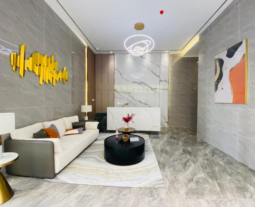 龙华观澜章阁《丽雅时代》小产权房 双地铁口物业 0首付起,总价16.8w起