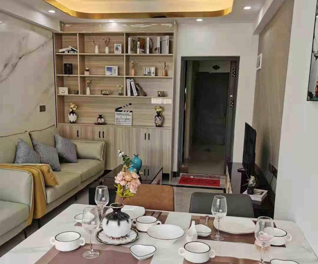 ​东莞长安沙头市场旁《阳光水岸》小产权房 临深 轻轨地铁零距离 带地面停车场