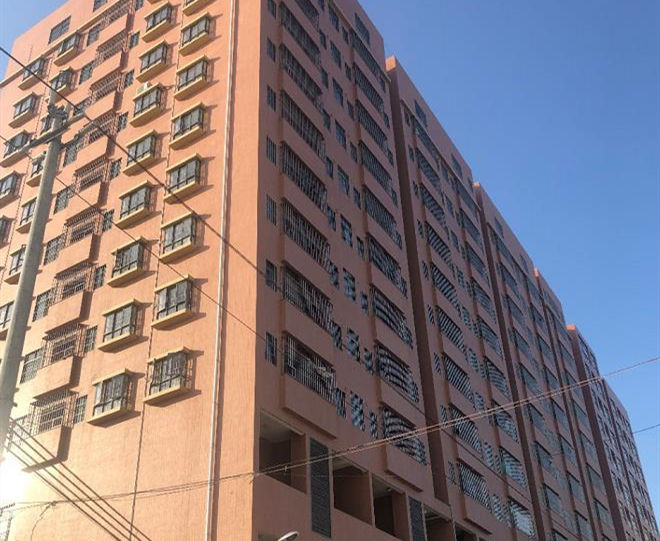 东莞清溪银瓶大型花园小区《翡翠名苑》整栋大红本 自带大型停车场 马路第一排