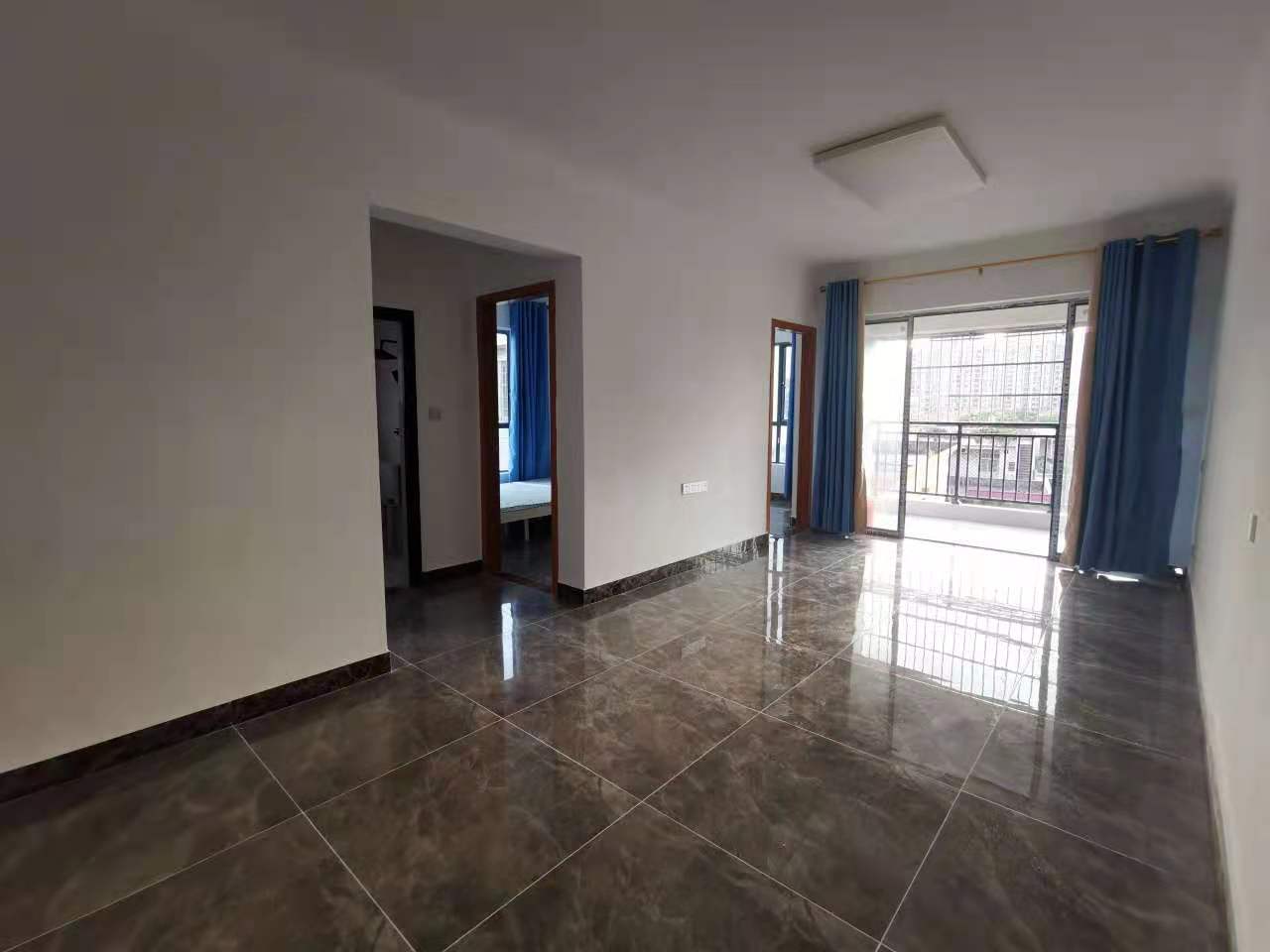 东莞大岭山地铁口《领居公寓》带精装小产权房 正规报建 体育公园旁