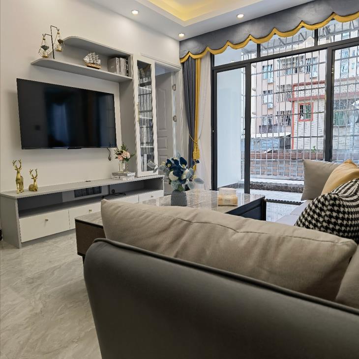 大岭山镇中心小产权房《泰业新城》东站地铁口直接连接深圳6号线 配套齐全交通便利 紧挨松山湖天然景区