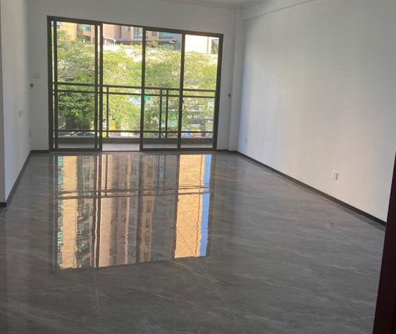 2022年最新石龙2栋统建楼《逸珑时代》花园小区临江精装洋房，火车站旁 永久性产权