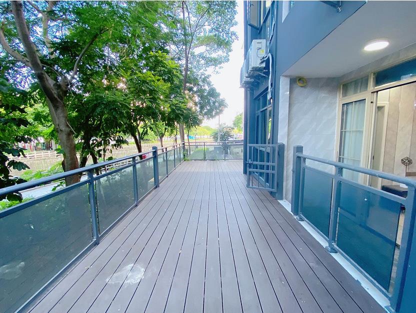 布吉东站旁 布吉草埔小产权房《京宝综合楼》双地铁 高铁直达 配套齐全交通便利