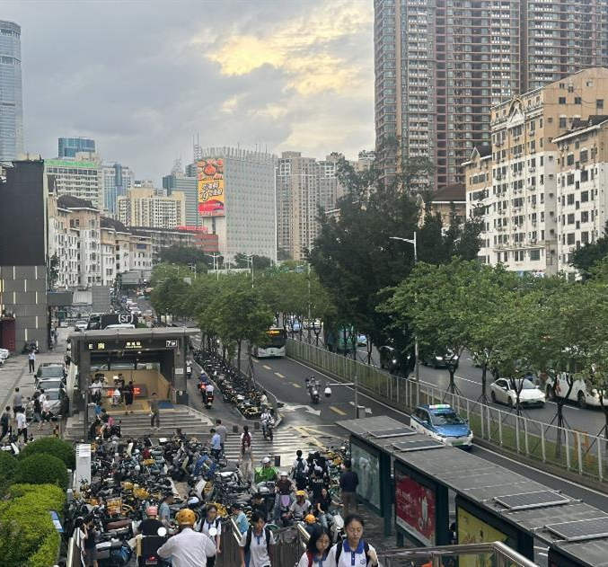 福田赤尾地铁口《福田幸福城》花园小区江景房 稀缺原始户型 毗邻香港