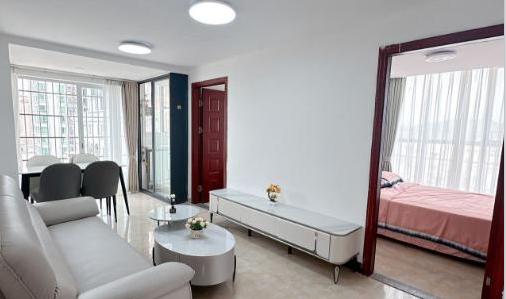 龙华大浪新盘《鸿盛公馆》原始户型大阳台 地铁口 公园学校环绕 总价39.8万/套起